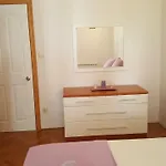 Mimi *