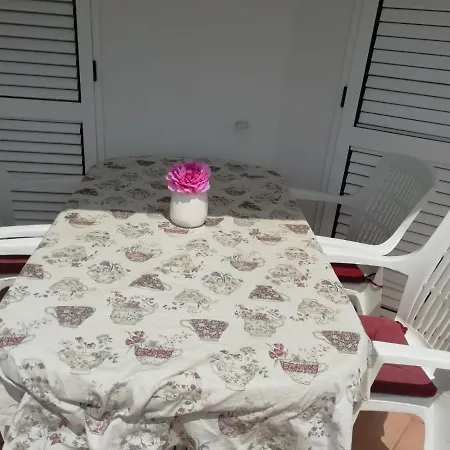 Mimi *