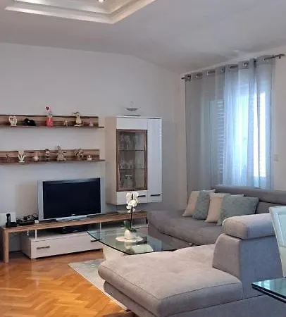 Mimi Apartment