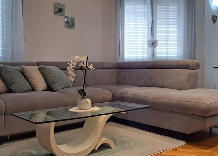 Mimi Apartment Makarska